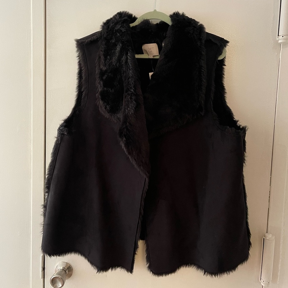 Loft Faux Black Sherling Vest